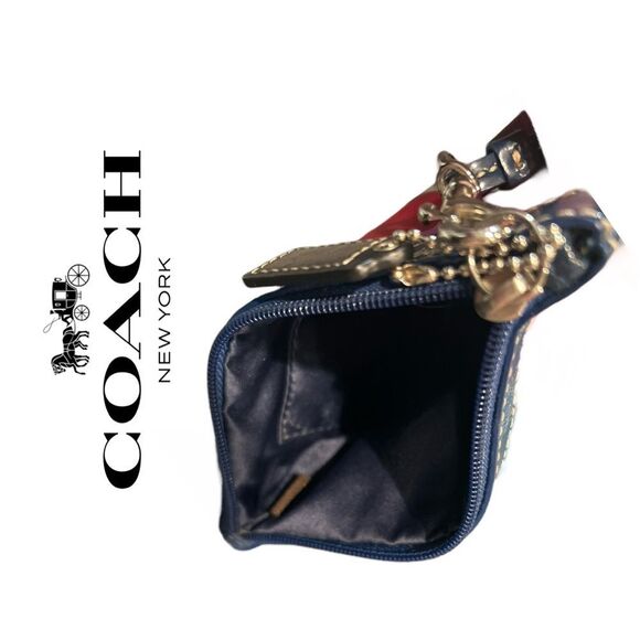 Coach Multicolor‎ Signature Satin Scarf Print Wristlet - Picture 3 of 3
